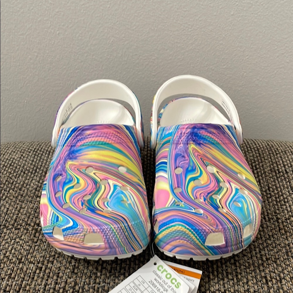 New Crocs Classic Kids Out of this worldiicgk

Size J5 - Picture 2 of 5
